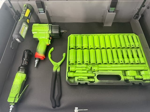 Tools available at Coopers DIY Garage